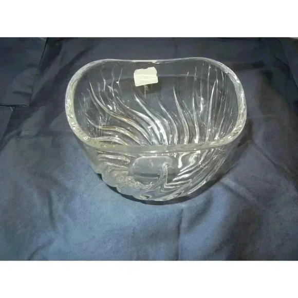 Bowl,‎ Mikasa Small Waved Edge Sunburst Candy Jewelry  Partyware, kitchenware - Picture 3 of 6